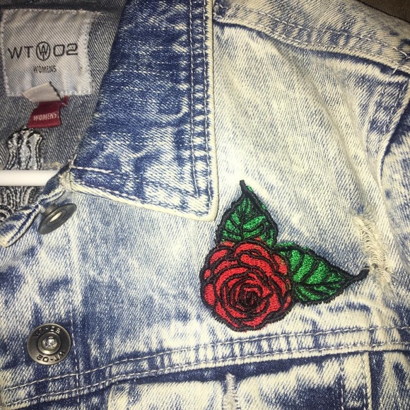 Dope jean jacket (my girlfriend’s) - Picture 4 of 5